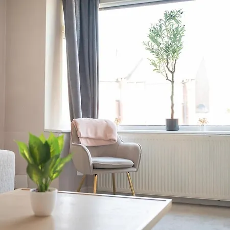 Apartment Peaceful Escape In The Heart Of *
