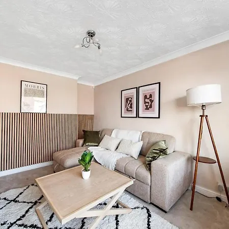 Peaceful Escape In The Heart Of Leeds (West Yorkshire)