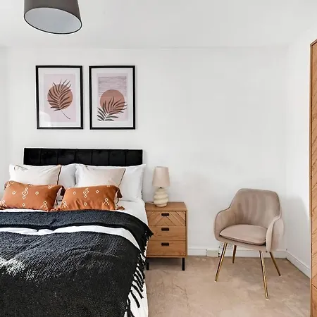 Cosy Modern Home-garden Oasis, Peaceful & Apartamento *